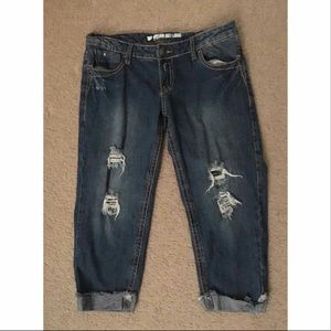 Selena Gomez Dream Out Loud Ripped Capri Jeans